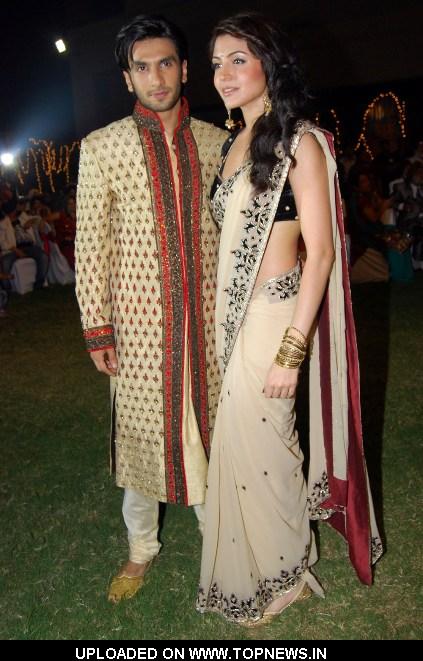 Ranveer Singh and Anushka Sharma at Yash Raj Movie-Band Baaja Baaraat Winners' Reception Party